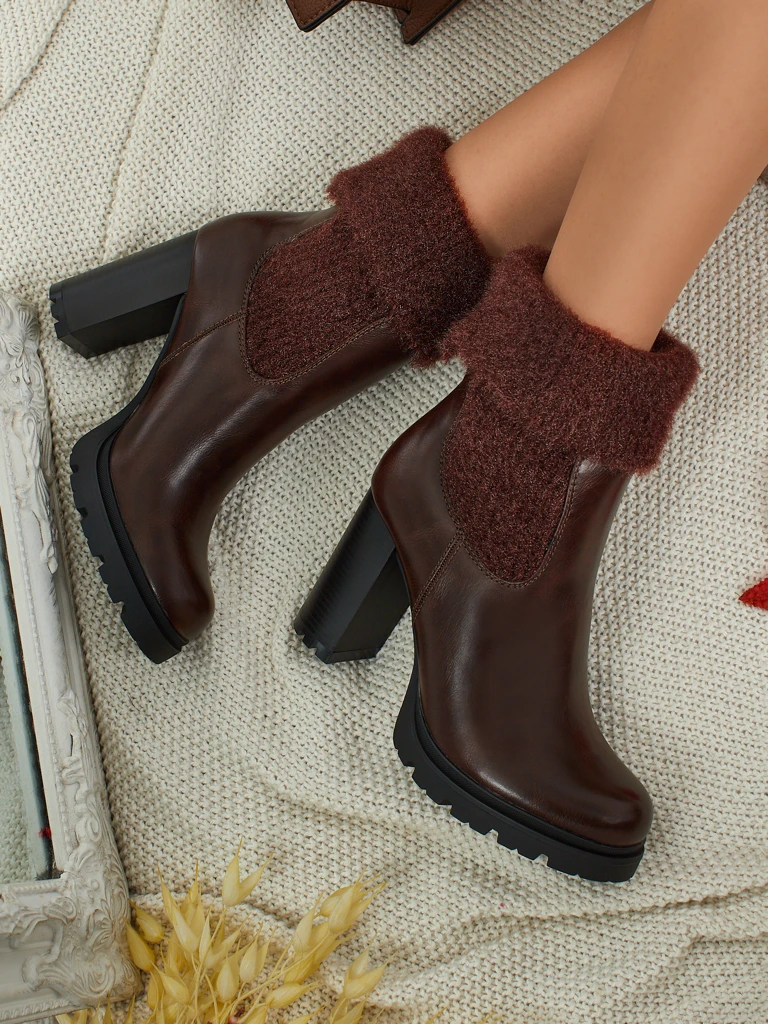 Women's eco-leather heeled ankle boots with Tirave knit