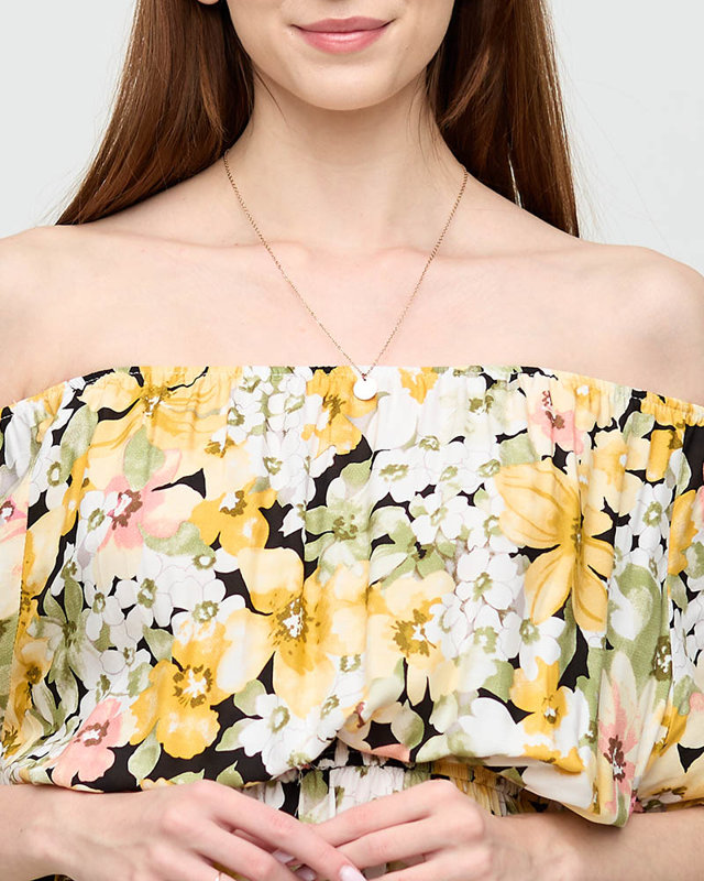 Желтое платье до колен с разноцветным цветочным узором - Одежда