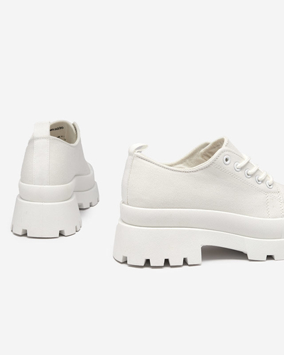OUTLET Women's white lace-up shoes Rozia - Footwear