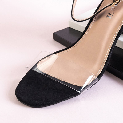 Черные женские босоножки на низком каблуке Exma