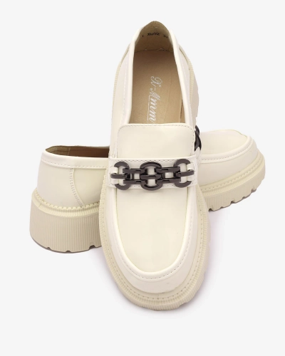 Women's lacquered moccasins in cream color Adolos- Footwear