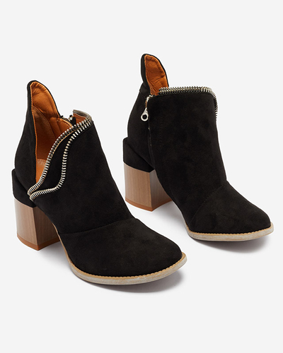 Black women's insulated boots on a post Mukis - Footwear