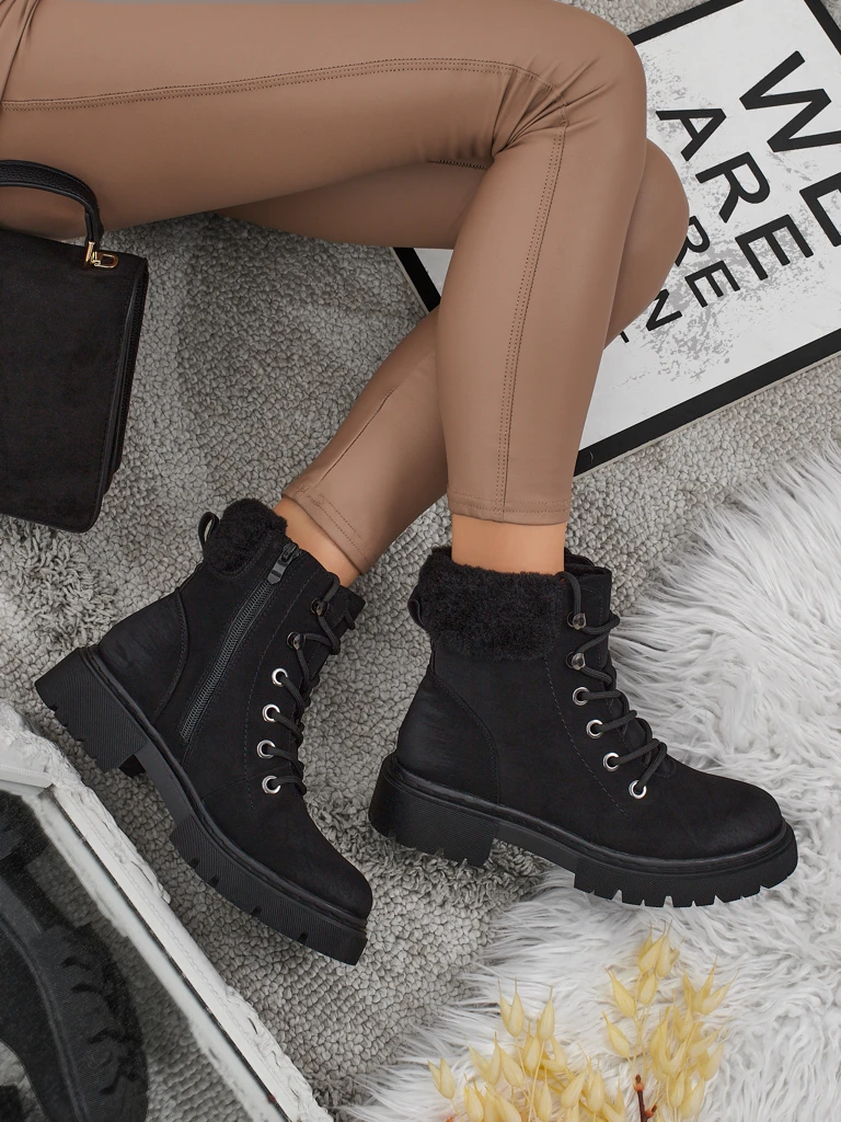 Женские ботинки-траперы с мехом Tessara