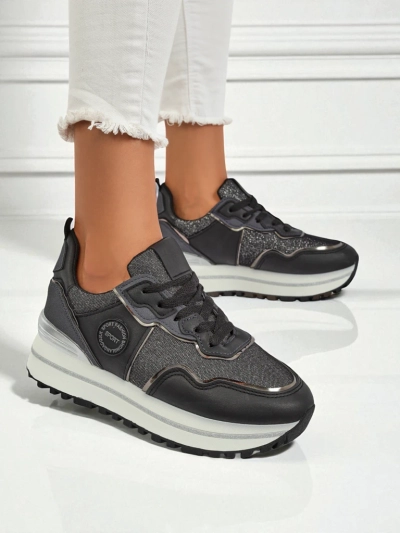 Damskie sneakersy Callista Nero na platforme 4cm, kozha ekologicheskaia