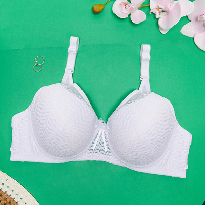 Ladies' white bra with lace - Underwear