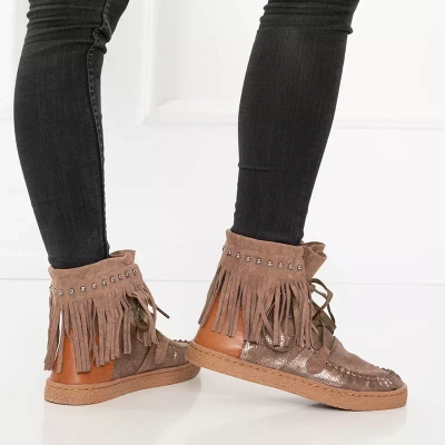 OUTLET Women's brown snow boots with tassels Medisal - Footwear