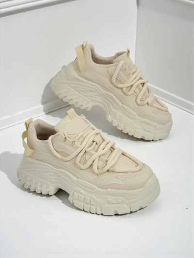 Women's beige Athenia sneakers made of eco-leather on a 6.5 cm platform