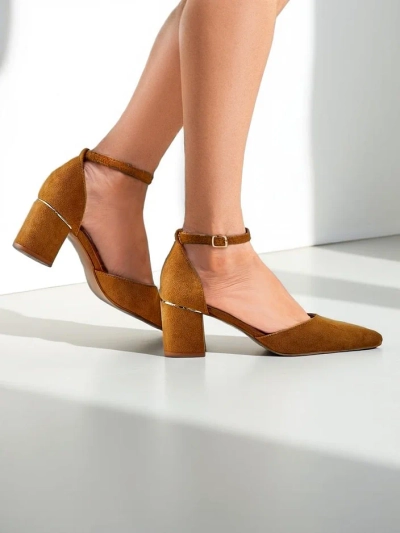 Royalfashion Sieviešu zema papēža kurpes Caelda