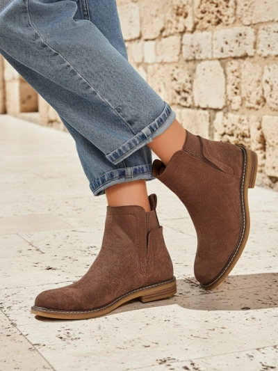 Women's Chelsea-style ankle boots made of eco-suede Veysi