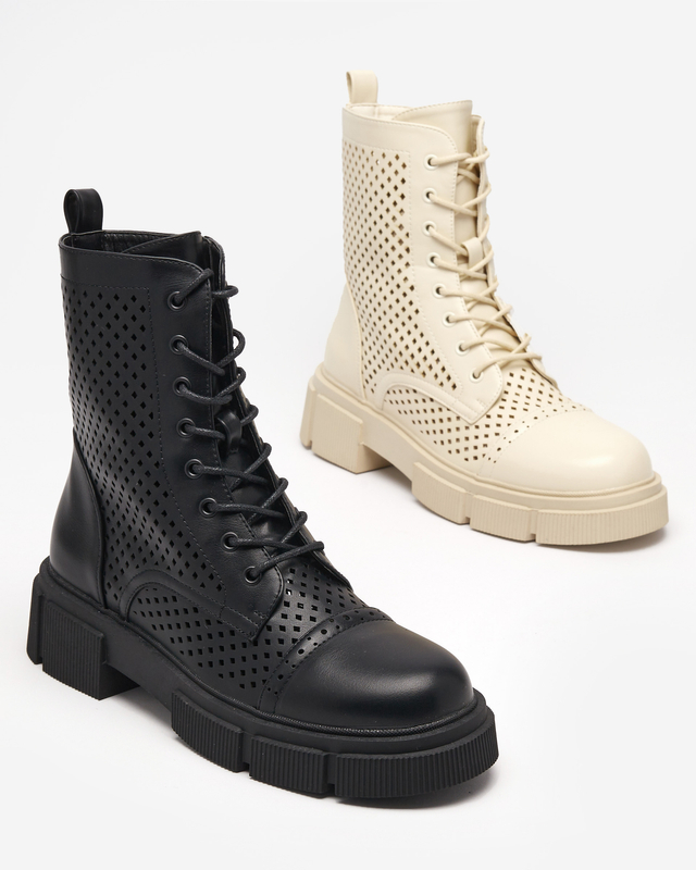 Ažūra smilškrāsas sieviešu zābaki ar plakaniem papēžiem Rolika - Apavi