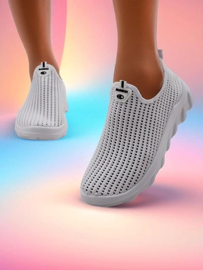 Royalfashion Women's Slip-On Fabric Sports Shoes Erra