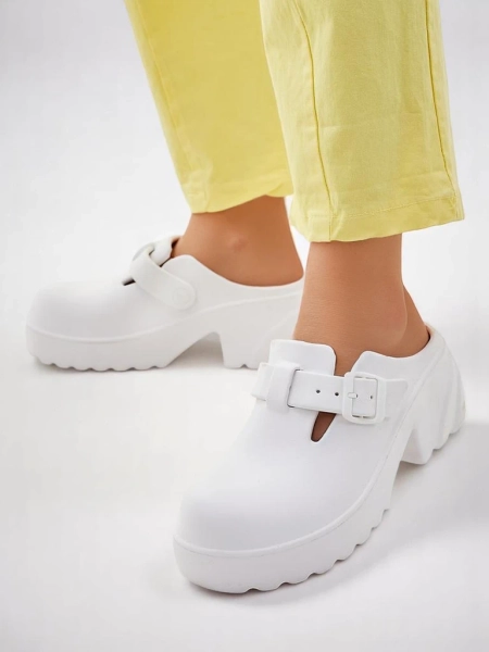 Royalfashion Женские резиновые сандалии на каблуках Voxones