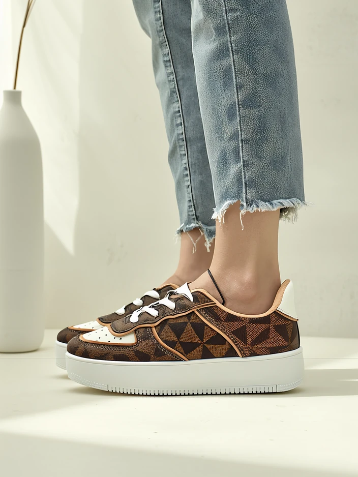 Royalfashion Sieviešu sporta apavi ar Ozofio printu