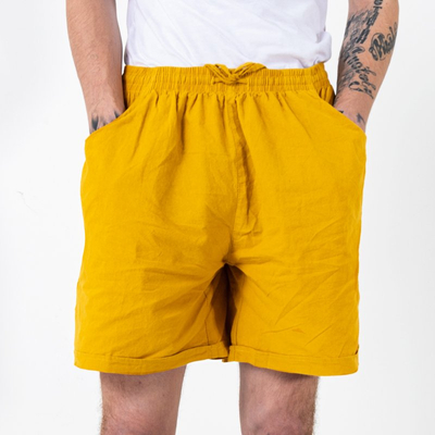 Mustard men's shorts with pockets - Clothing