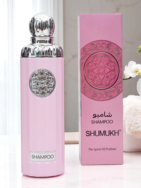 Mitrinošs un atjaunojošs matu šampūns