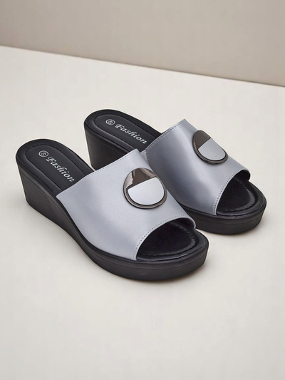 Royalfashion Sieviešu sandales uz platformas Elira