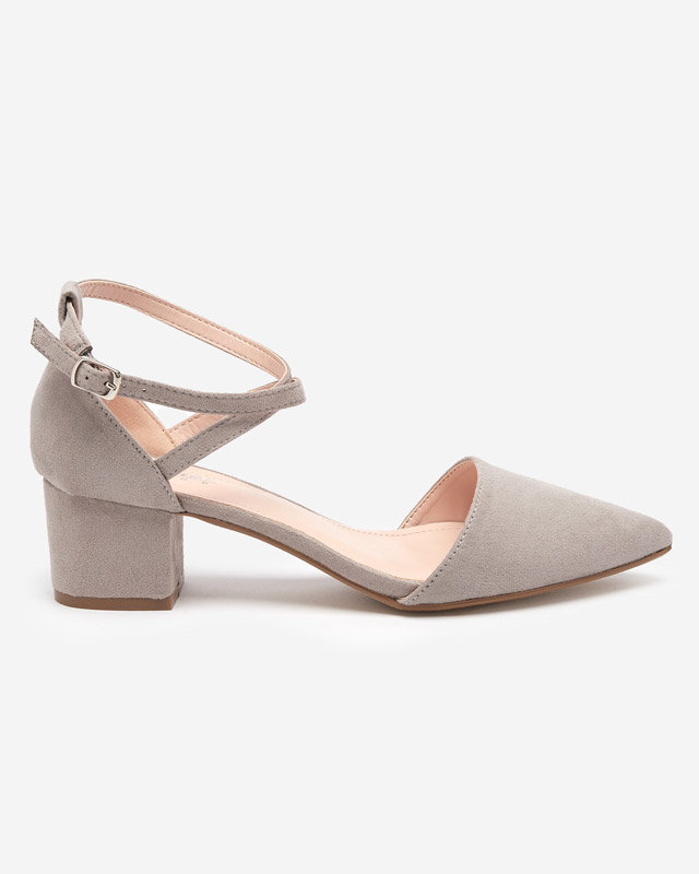 Women's gray sandals on a post Crisco - Footwear