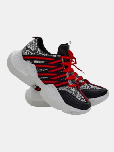 Royalfashion Women's sports sneakers on a thicker sole Ivvert