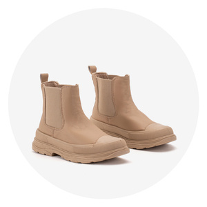light brown || brown