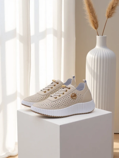 Royalfashion Women's sporty lace-up sneakers Jovenes