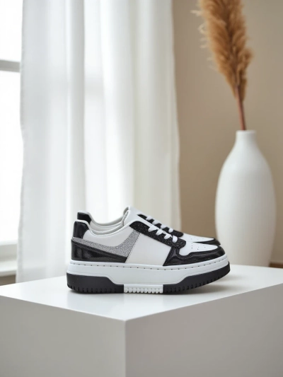 Royalfashion Women's sneakers with glitter Qisofi