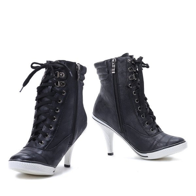 Czarne trampki na szpilce - Obuwie