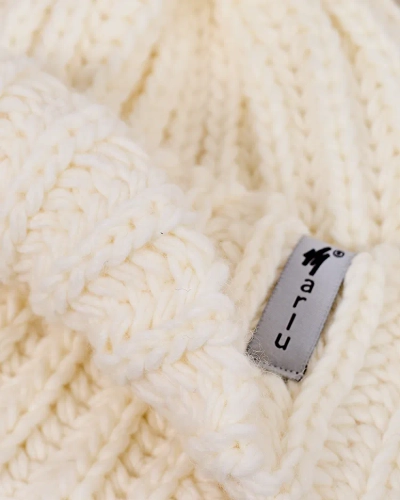 Royalfashion Women's knitted hat with pompom