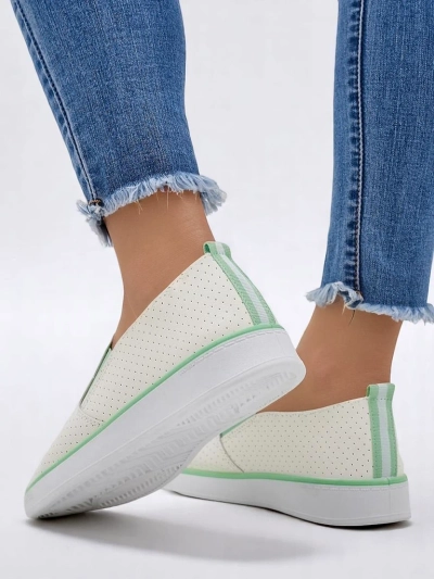 Royalfashion Women's perforated slip-on shoes Kassias