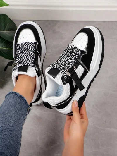 Royalfashion Women's sport sneakers Pitotti