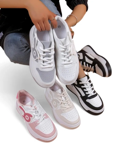 Royalfashion Женские спортивные кроссовки Tilotti