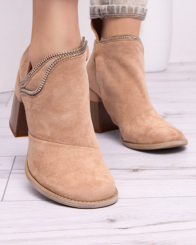 Light brown women's insulated boots on a post Mukis - Footwear