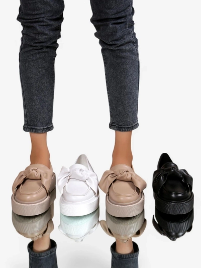 Royalfashion Elegant women's moccasins with a bow Ortto
