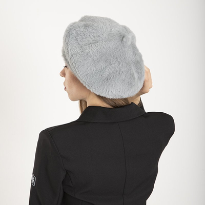 Серый женский берет