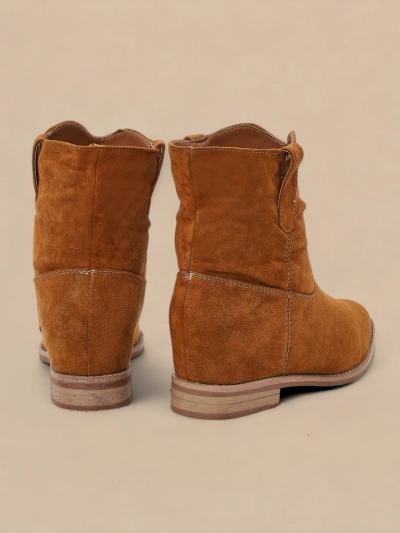 Коричневые ботинки на скрытой танкетке Jelluma