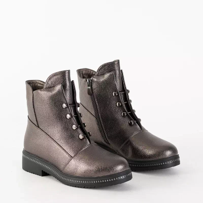 OUTLET Women's warm boots in graphite Iasmin - Footwear