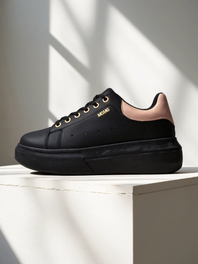 Sneakers da donna Callista Royalfashion nere con plateau in ecopelle