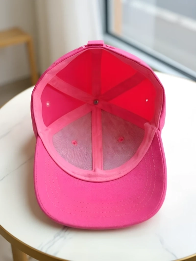 Royalfashion Mila ielas cepure ar nagu