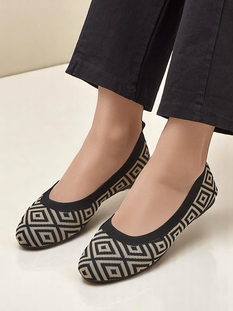 Royalfashion Fabric women’s ballet flats with a geometric print Metric