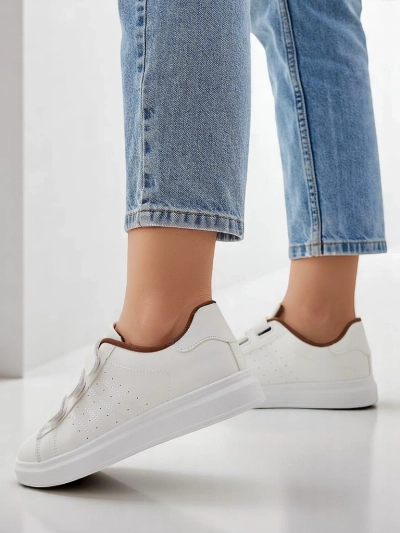 Royalfashion Women's sporty sneakers Pertis