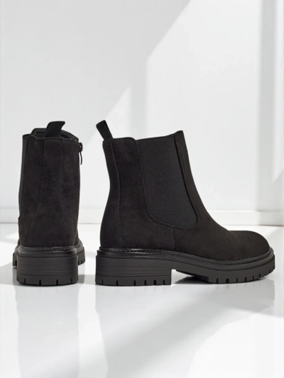 Women's Chelsea boots made of eco-suede Yorves