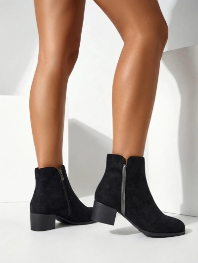Amicus Nero Elegante Ankle Boots for Autumn and Winter
