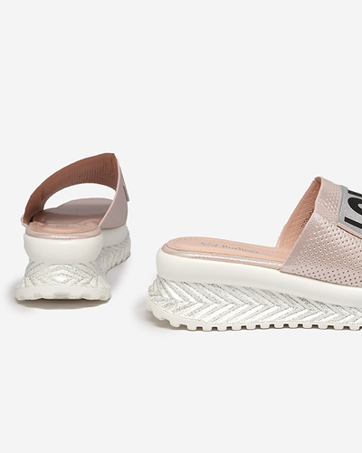 Rozā spīdīgas sieviešu čības ar uzrakstu Sosha- Footwear