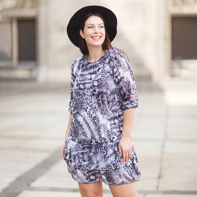 Sieviešu violeta kleita ar reljefu - Apģērbs