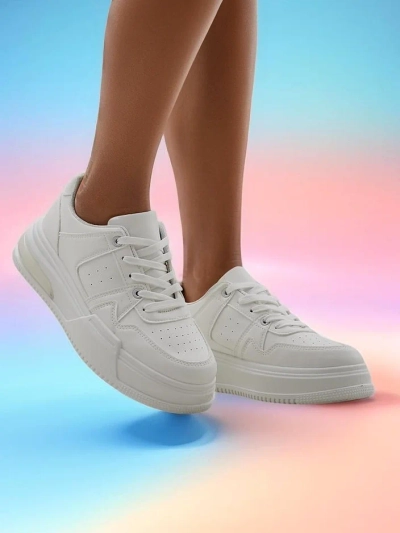 Royalfashion Women's sporty sneakers Whit