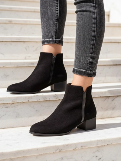 Amicus Nero Elegante Ankle Boots for Autumn and Winter