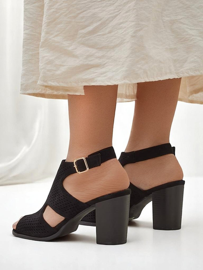 Royalfashion sieviešu sandales ar izgriezumiem un bloka papēdi Abetle