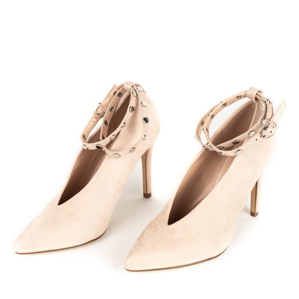 Beige pumps on a heel Malpas - Footwear