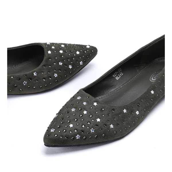 Ciemnozielone baleriny ze spiczastym noskiem Mariane - Obuwie