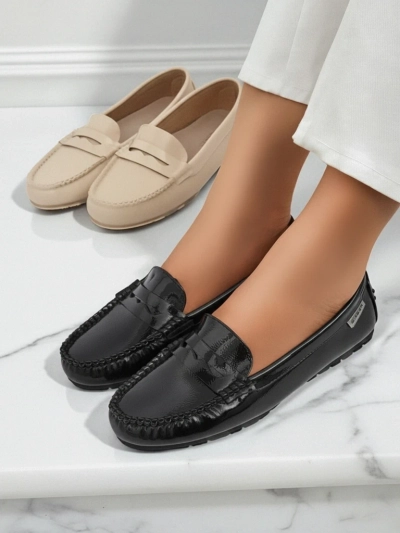 Women's Cyra Nero Moccasins made of patent eco-leather, classic Italian style