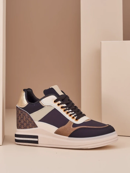 Royalfashion Sieviešu iešļūcenes Zerron